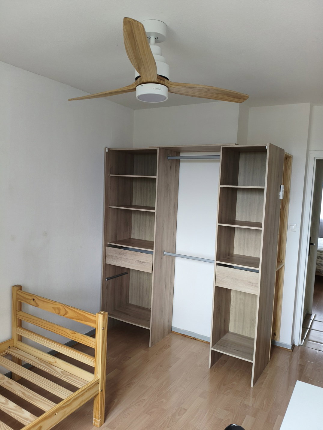 Homestay Meyzieu 678020