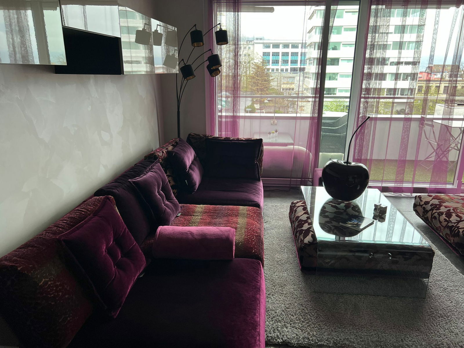 Unabhängiges Studio Montreux 257560