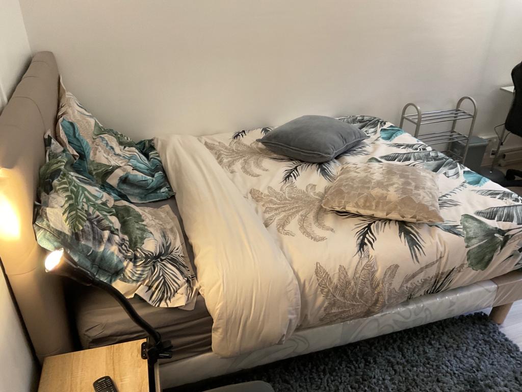 Kolokation Évry-Courcouronnes 295684