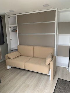 Unabhängiges Studio Cestas 253641