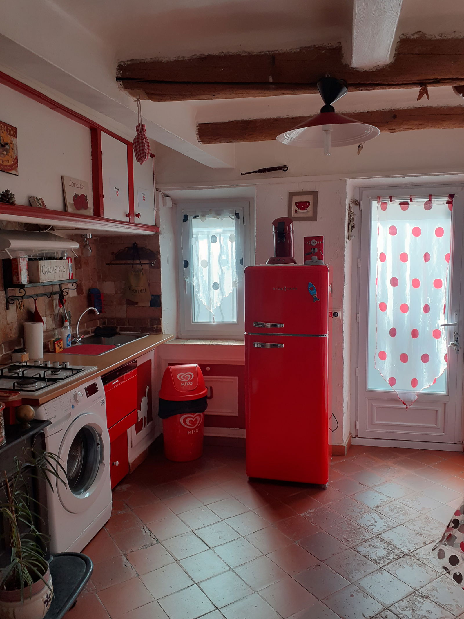 Unabhängiges Studio Marseille 94740