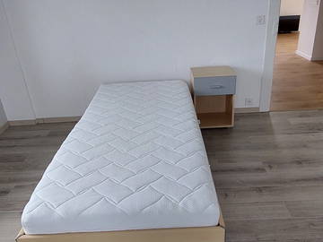 Roomlala | Möbliertes Pied-à-Terre – separates Schlafzimmer