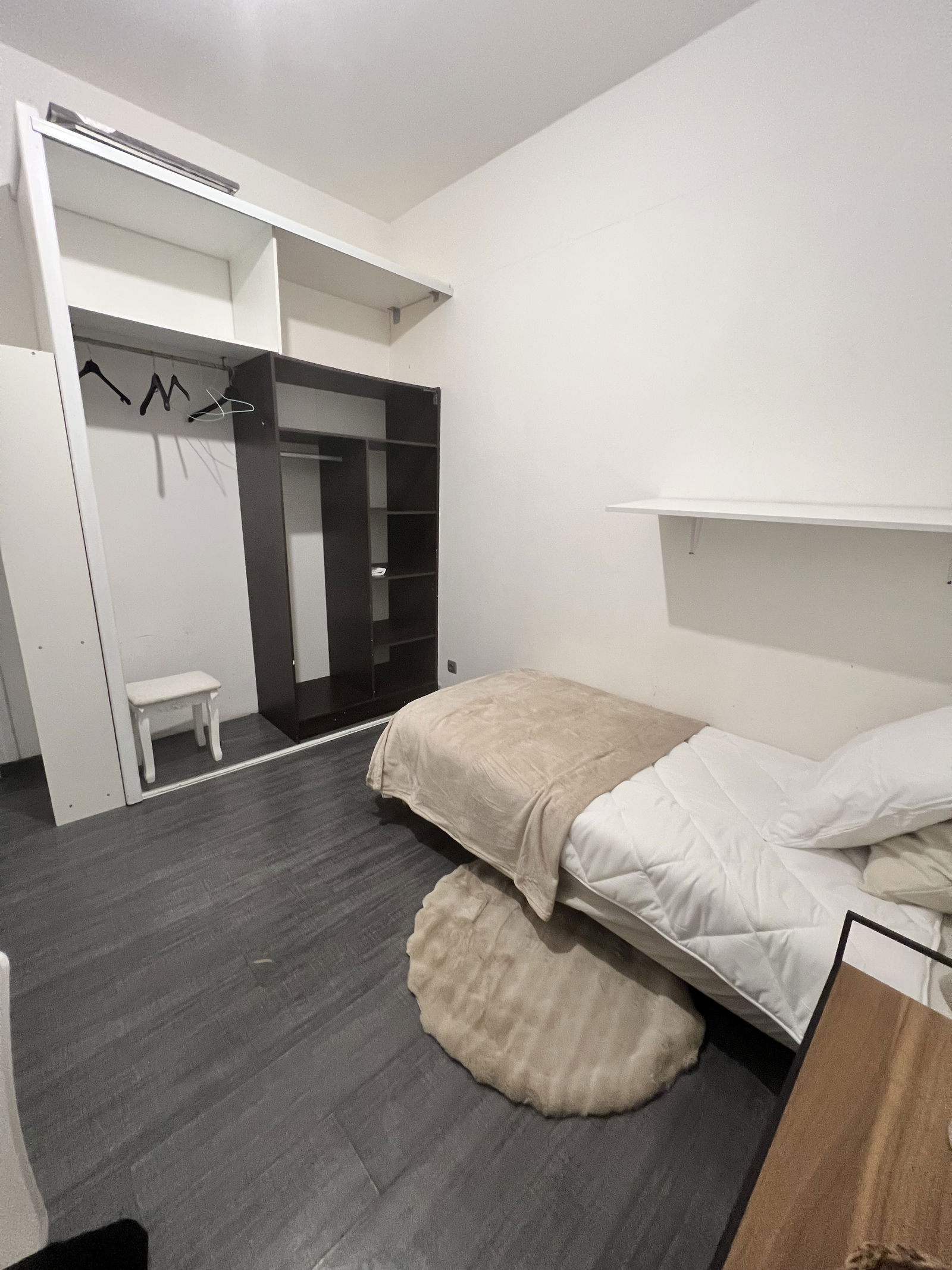 Kolokation Villeurbanne 513611