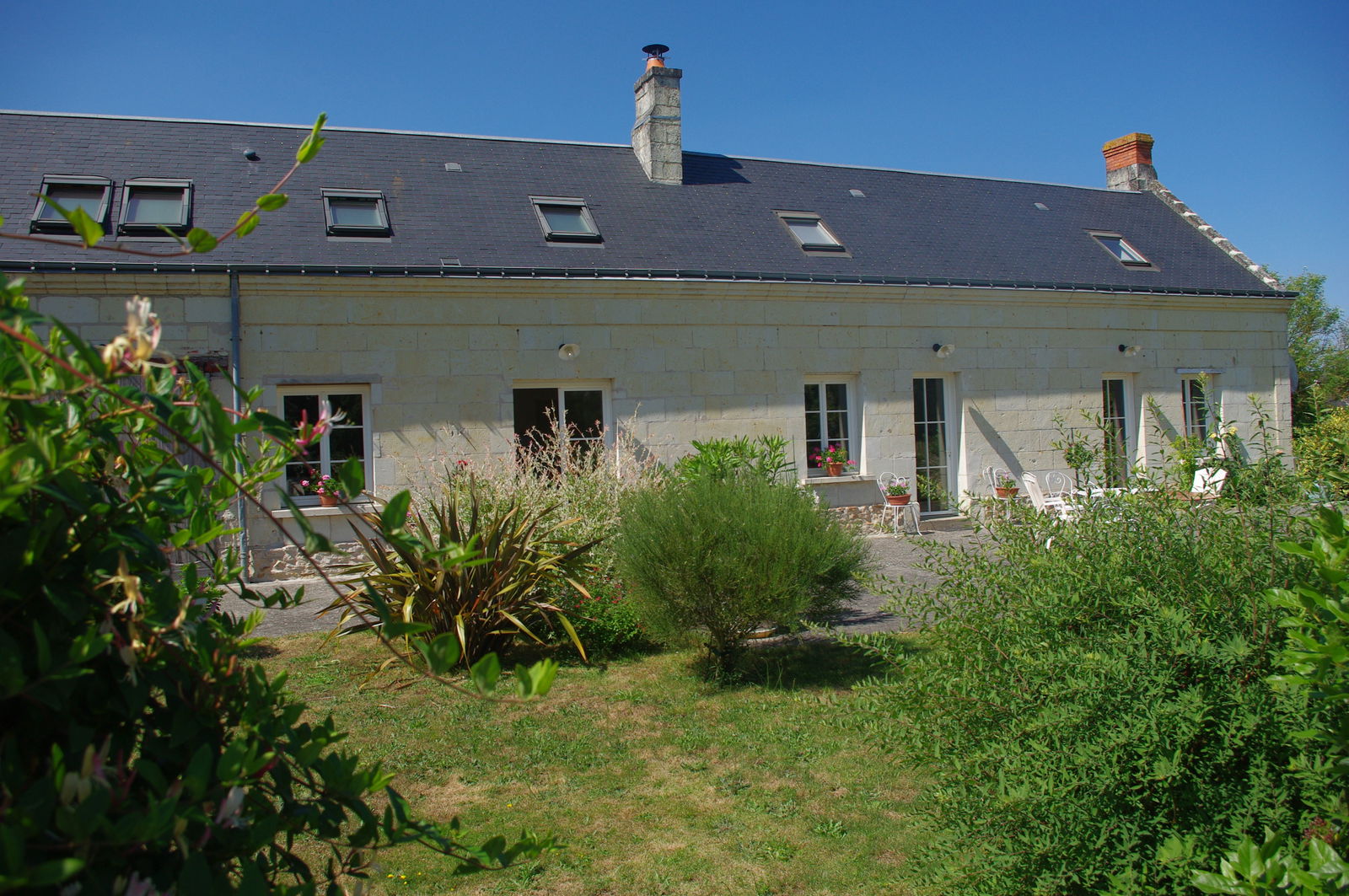 Unabhängiges Studio Allonnes 246371