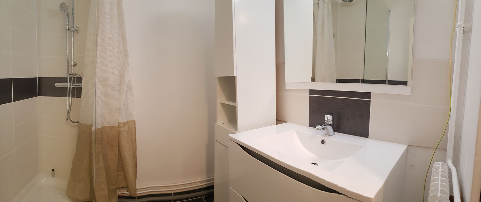 Kolokation Évry 212284