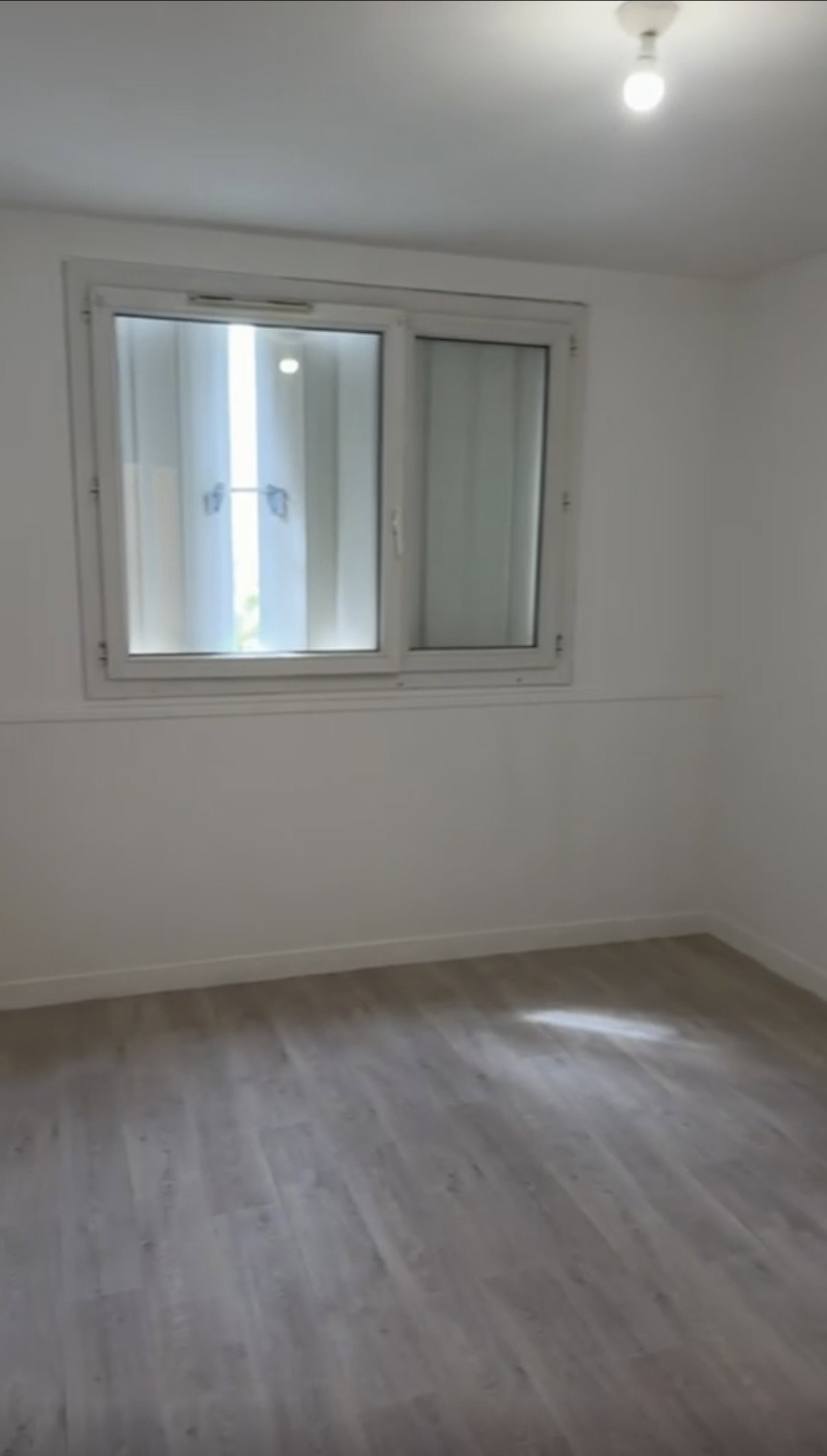 Wohngemeinschaft Bagnolet 672542
