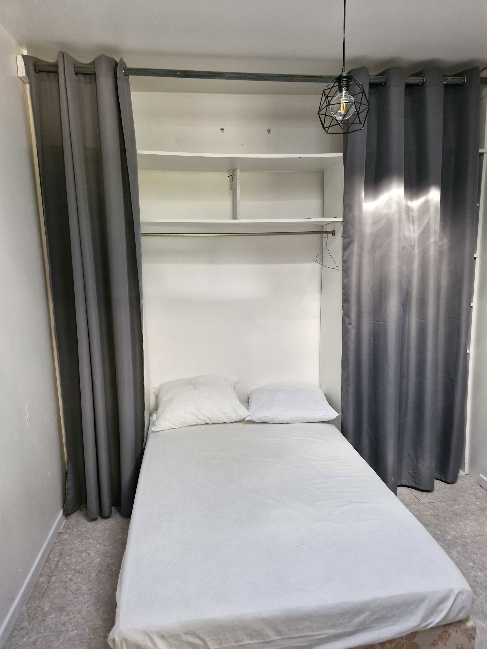 Itsenäinen Studio Semblançay 429028