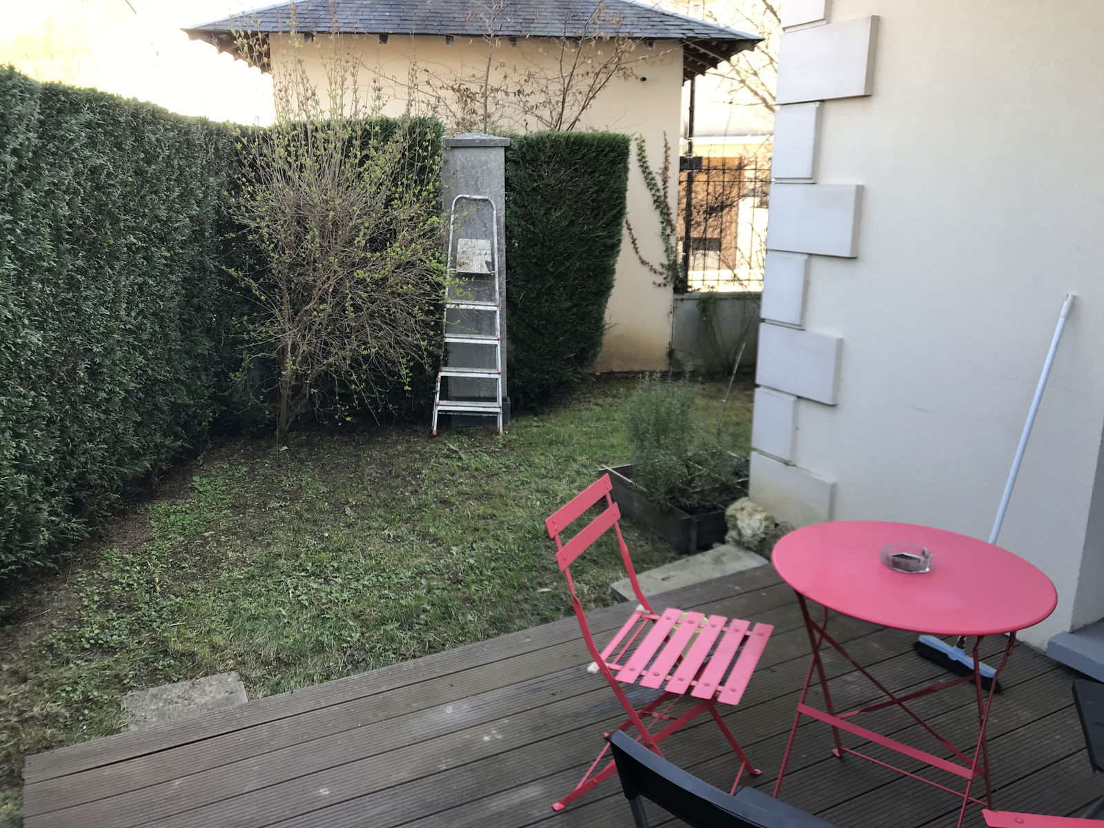 Estudio Independiente Voisins-le-Bretonneux 243659