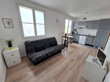 Roomlala | Monolocale indipendente arredato
