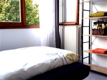Roomlala | Montgeron - Beautiful Bright Room 20 Min From Paris