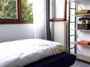 Roomlala | Montgeron - Beautiful Bright Room 20 Min From Paris