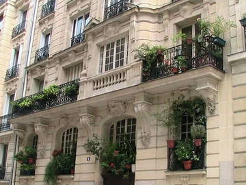 Roomlala | Montmartre: Estúdio tranquilo e iluminado para alugar