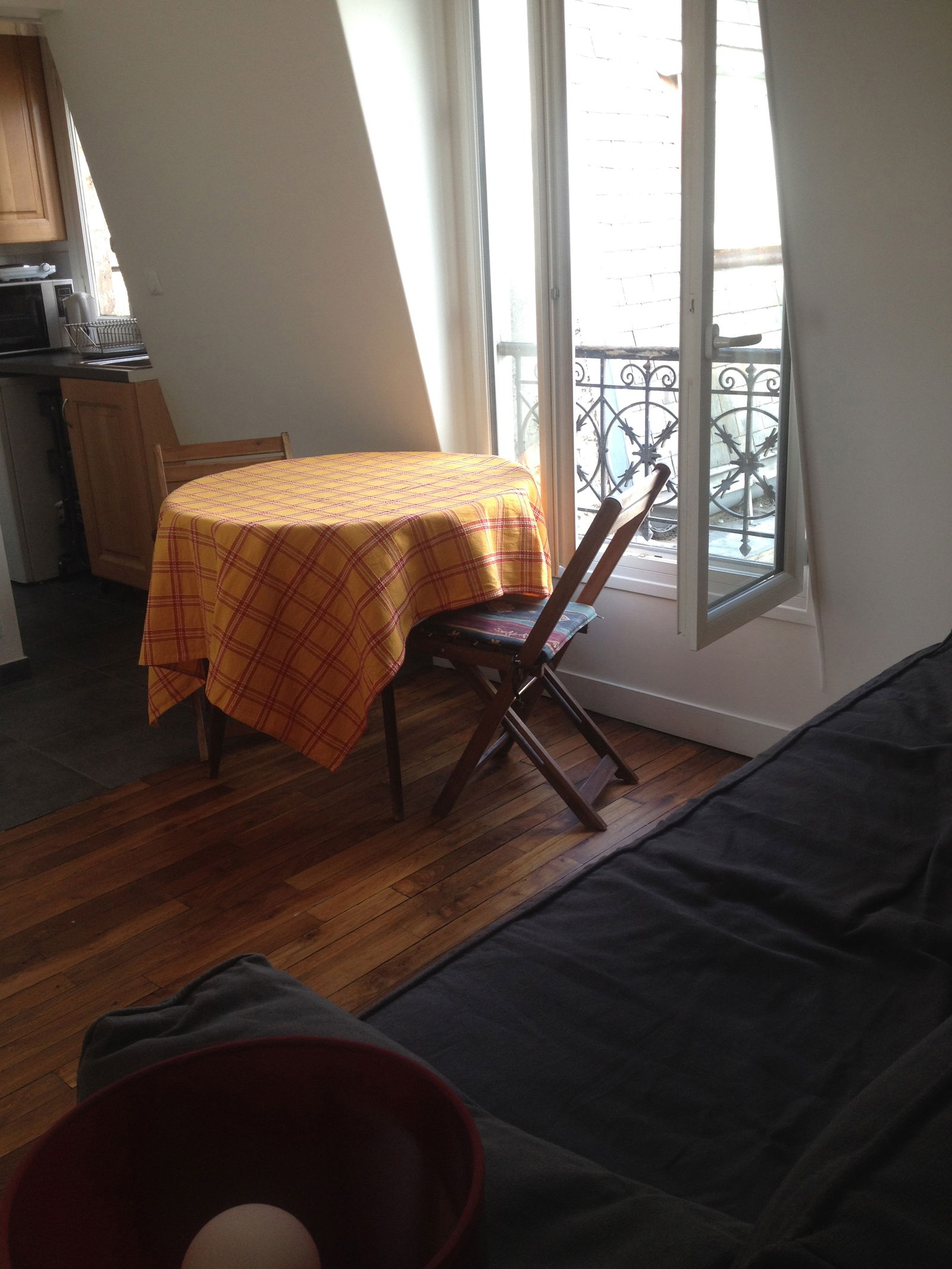 Onofhängeg Studio Paris 100520