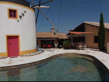 Roomlala | Moulin à Vent Avec Piscine D'Eau Salée Privée