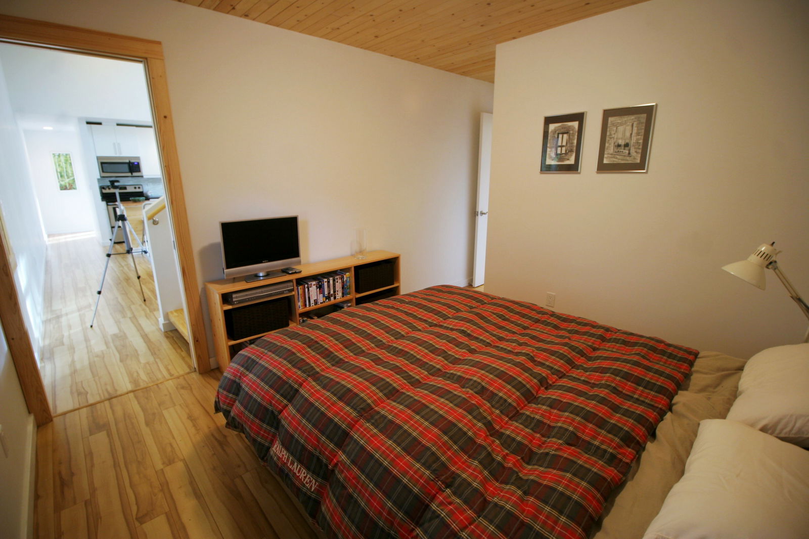 Independent Studio Deming 173571