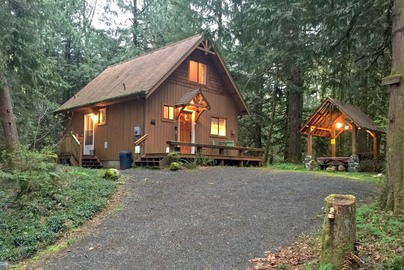 Independent Studio Maple Falls 172187
