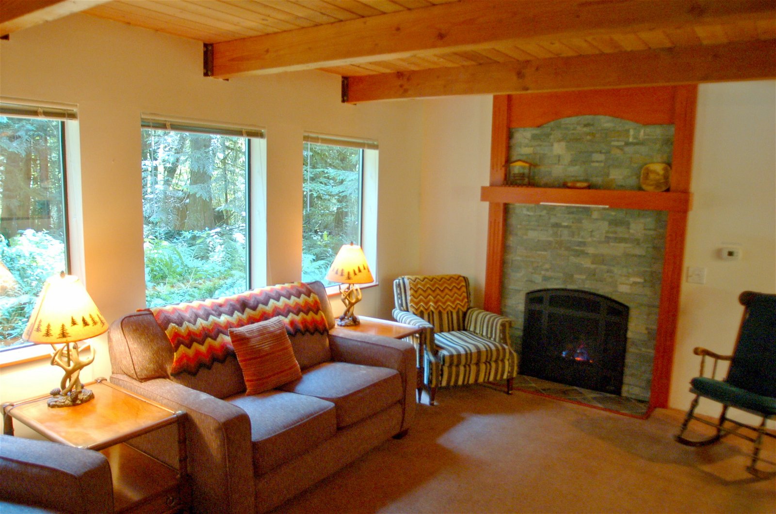 Independent Studio Maple Falls 172187