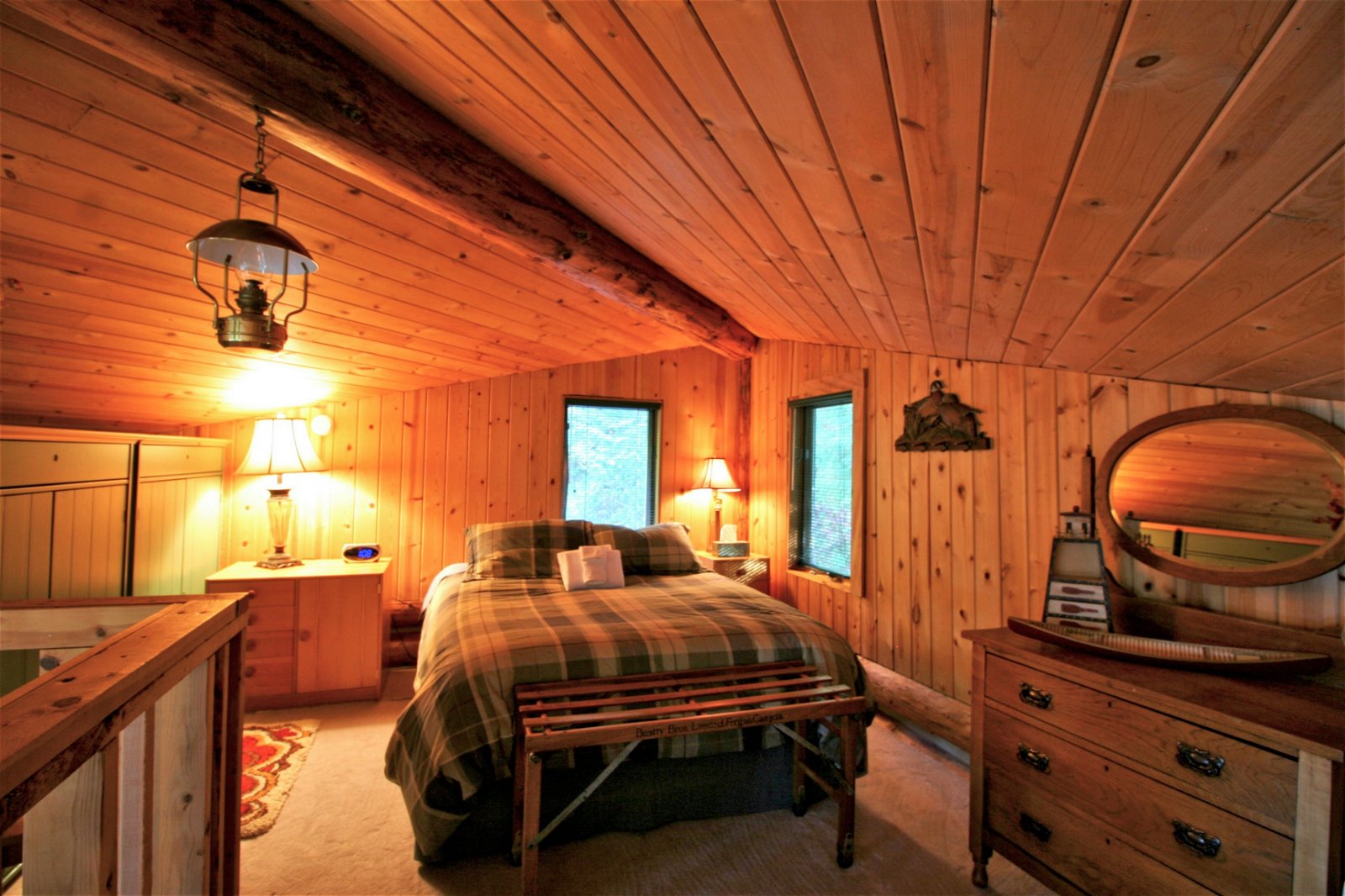 Independent Studio Maple Falls 174209