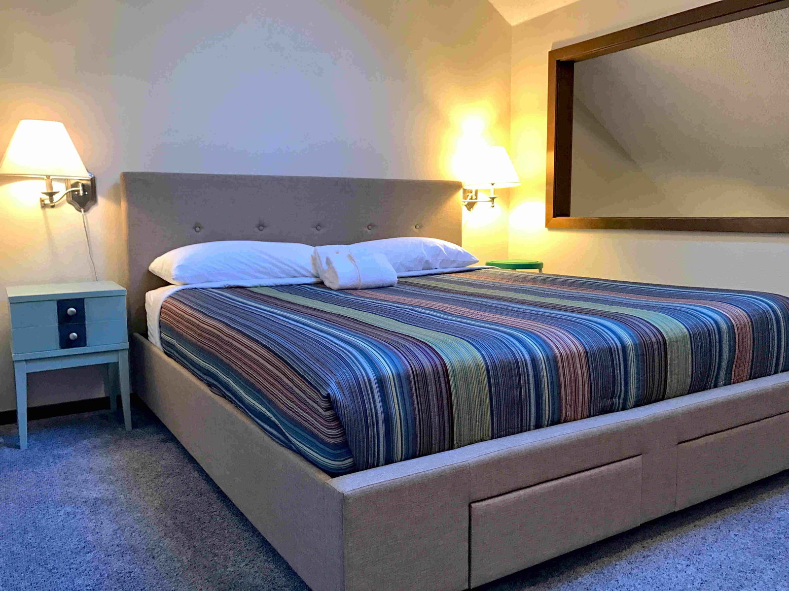 Unabhängiges Studio Deming 206130