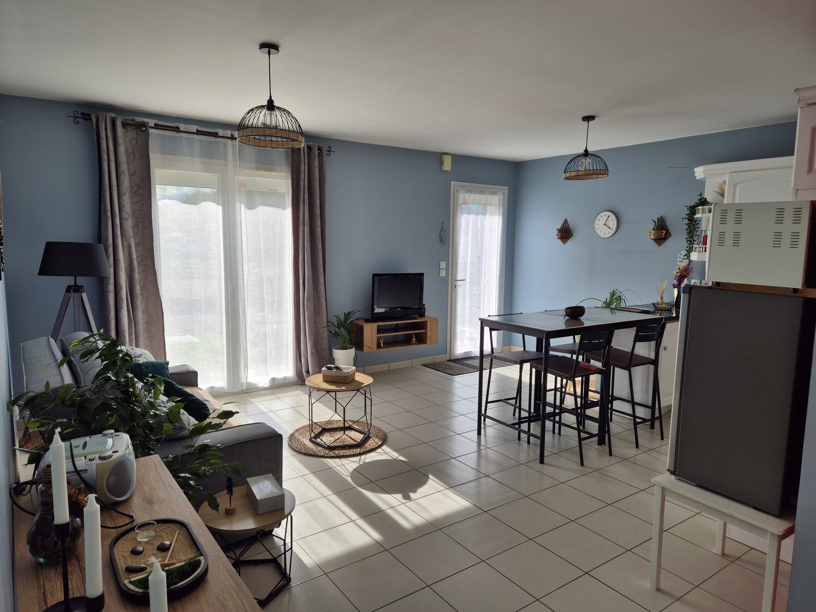 Hela Huset Domérat 652895