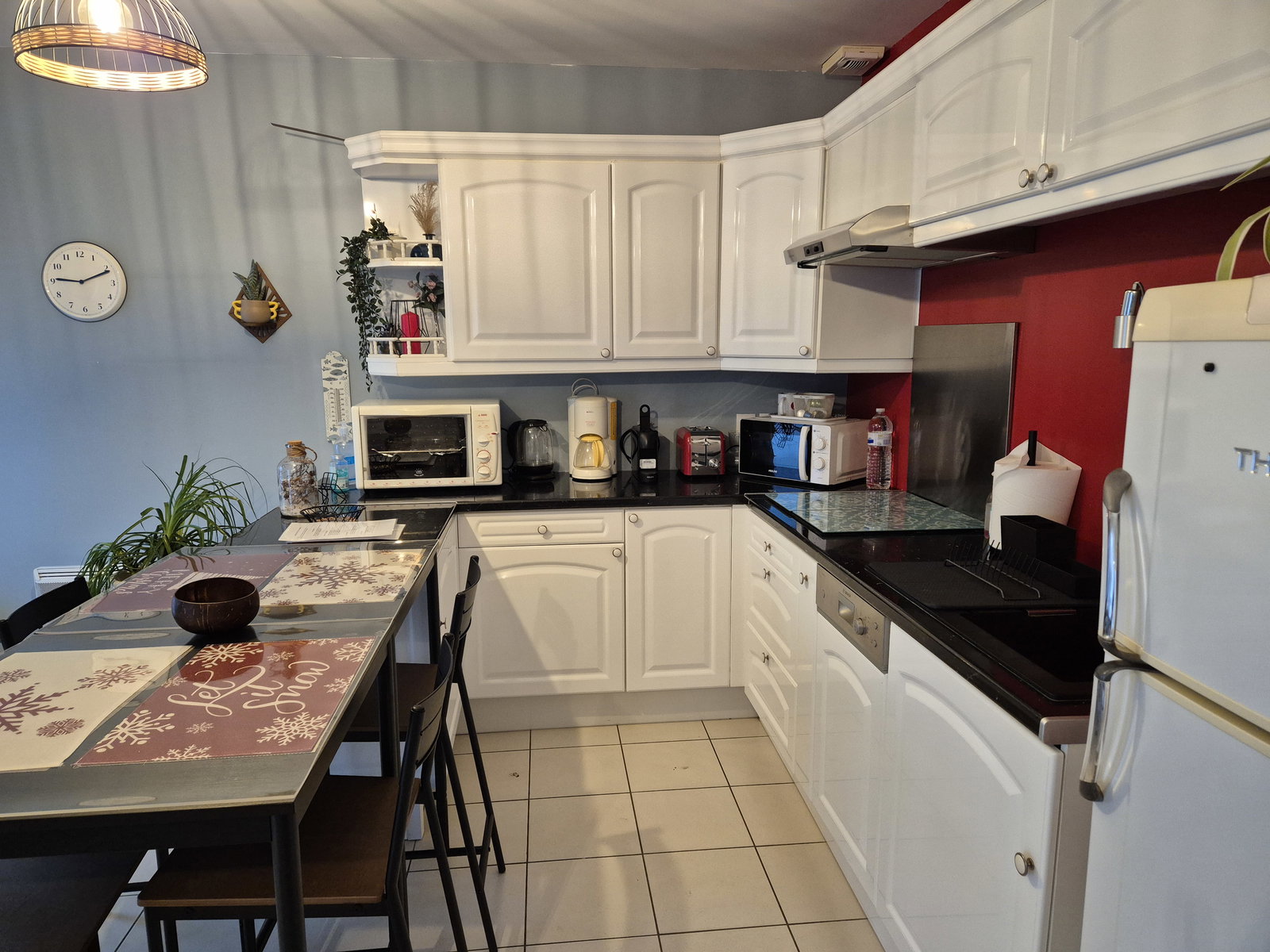 Hela Huset Domérat 652895