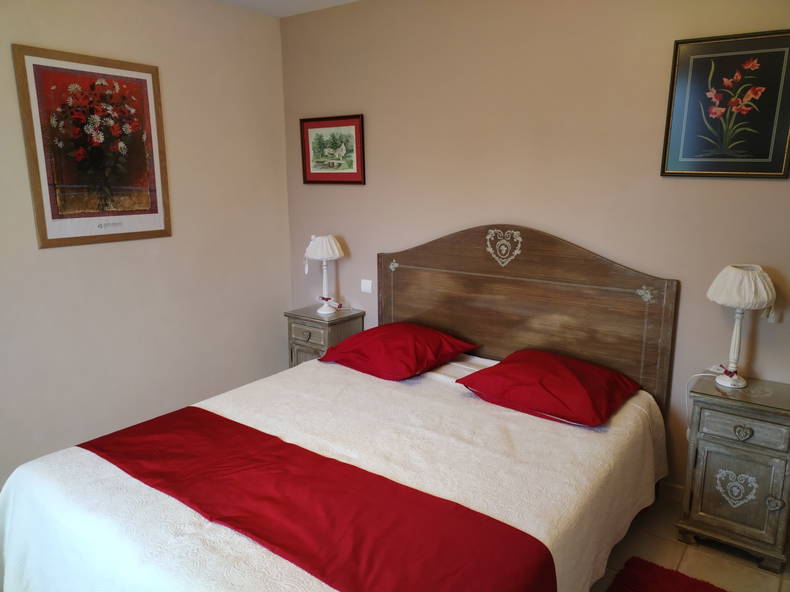 Bed And Breakfast Saint-Hilaire-d'Ozilhan 102079-5