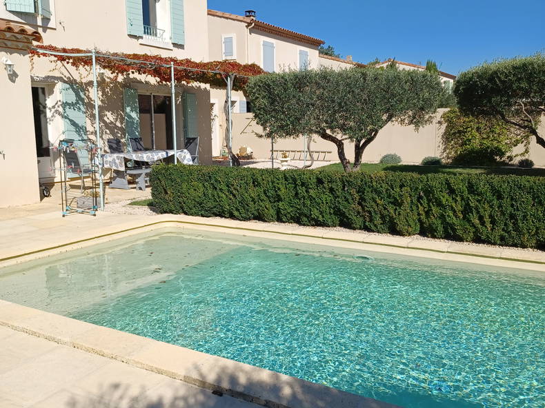 Bed And Breakfast Saint-Hilaire-d'Ozilhan 102079-3