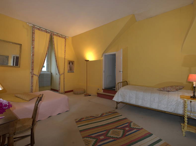 Entire Home Buzançais 137721-3