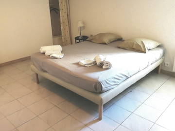 Room For Rent Maillane 280024