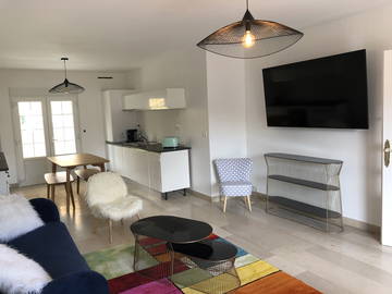 Room For Rent Fontainebleau 242363