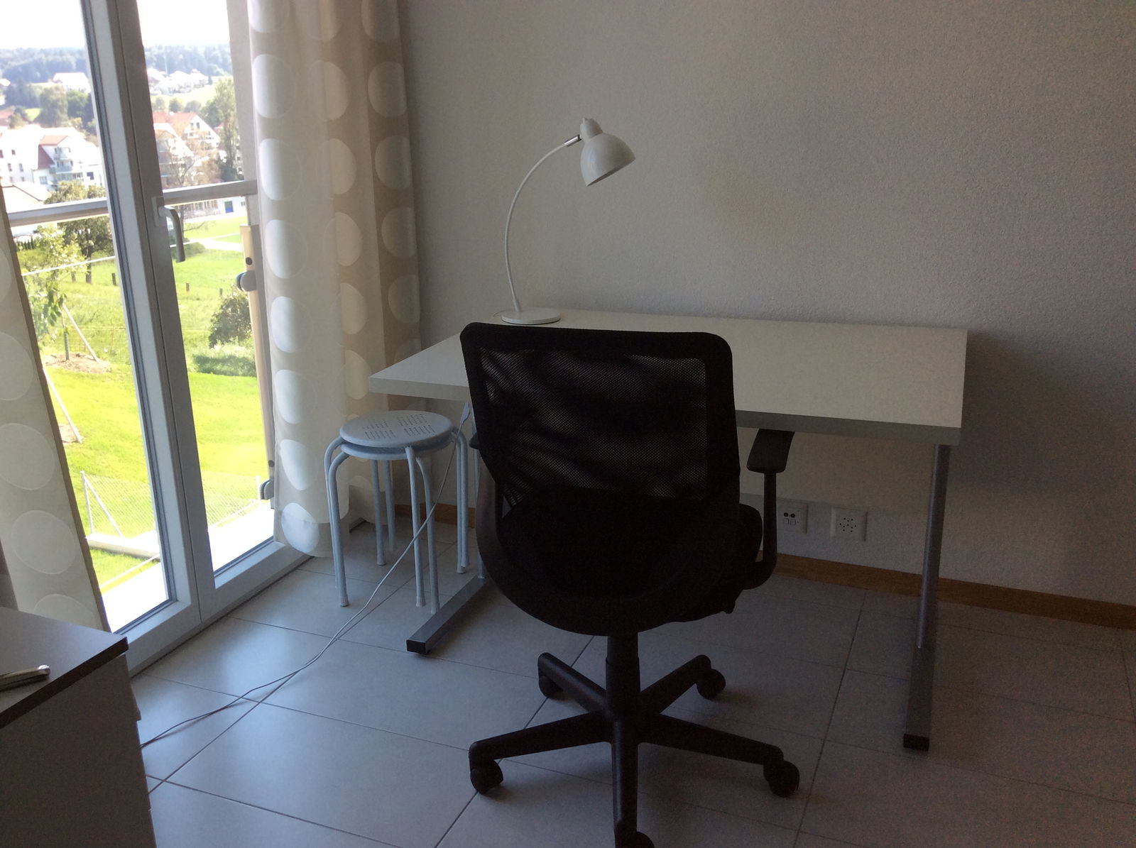 Homestay Froideville 122520