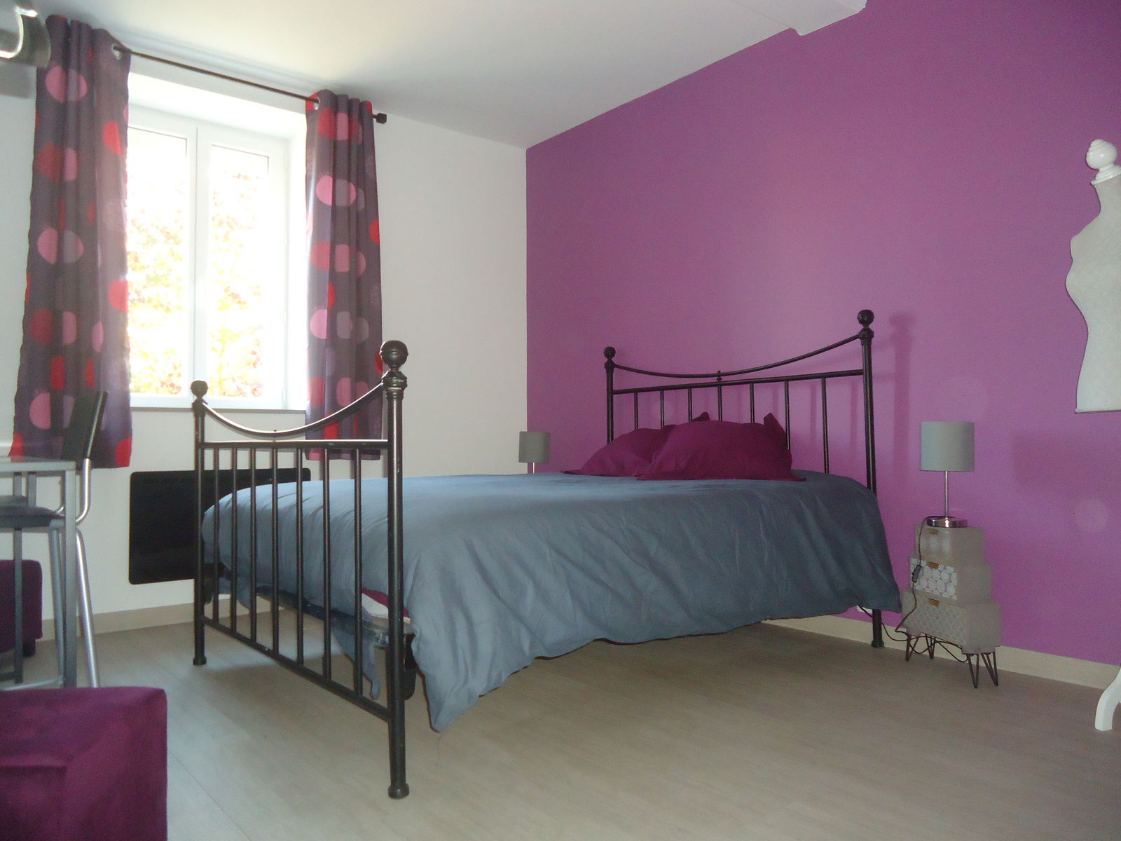 Unabhängiges Studio Lalheue 196329