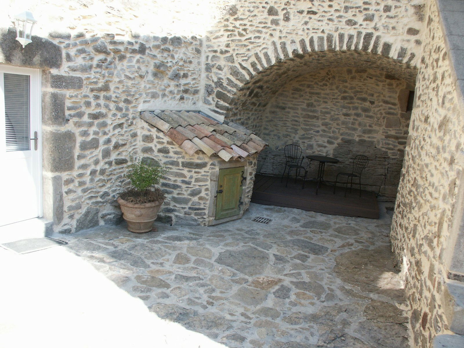 Unabhängiges Studio Saint-Étienne-de-Fontbellon 91879