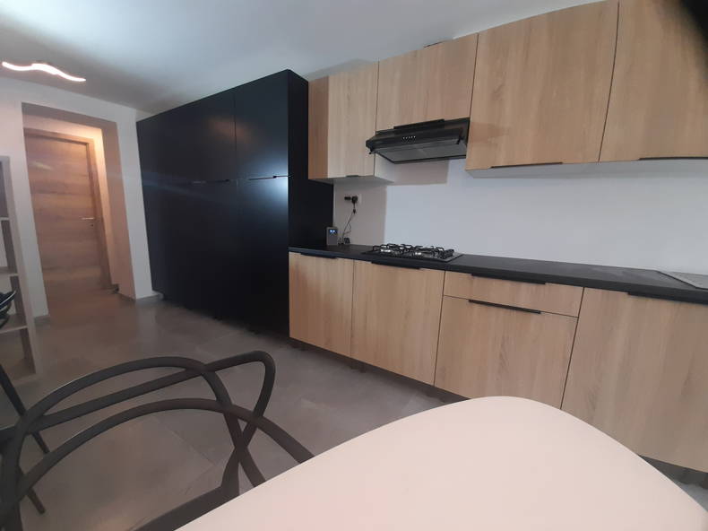 Entire Home Charleroi 276999-3