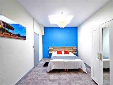 Roomlala | New And Design Apartment QUERNON