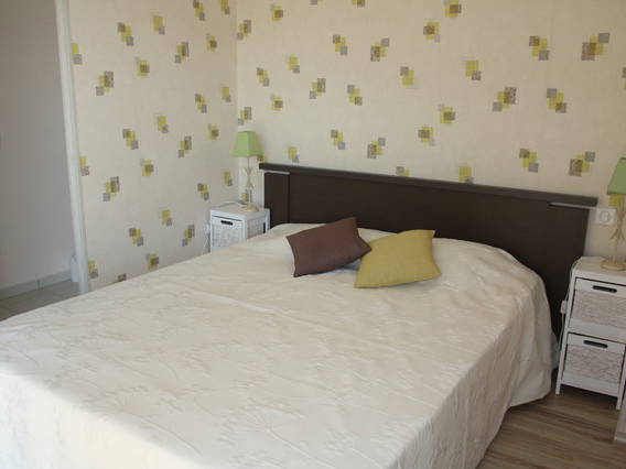 Ganzes Haus Vayrac 32500-4