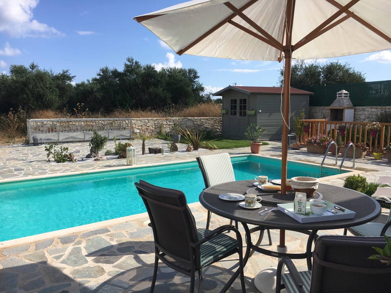 Hospedagem Em Casa De Família Viranepiskopi 182316-1