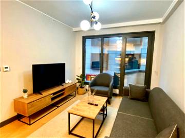 Roomlala | New Modern Flat In The Heart Of Istanbul
