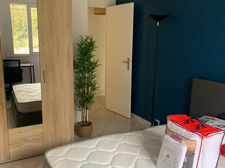 Colocation Noisy-le-Grand 262183-4