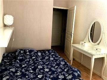 Roomlala | New Room/New Apartment In Malakof