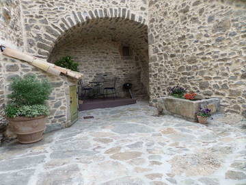 Logement Entier Saint-Étienne-De-Fontbellon 91879-12