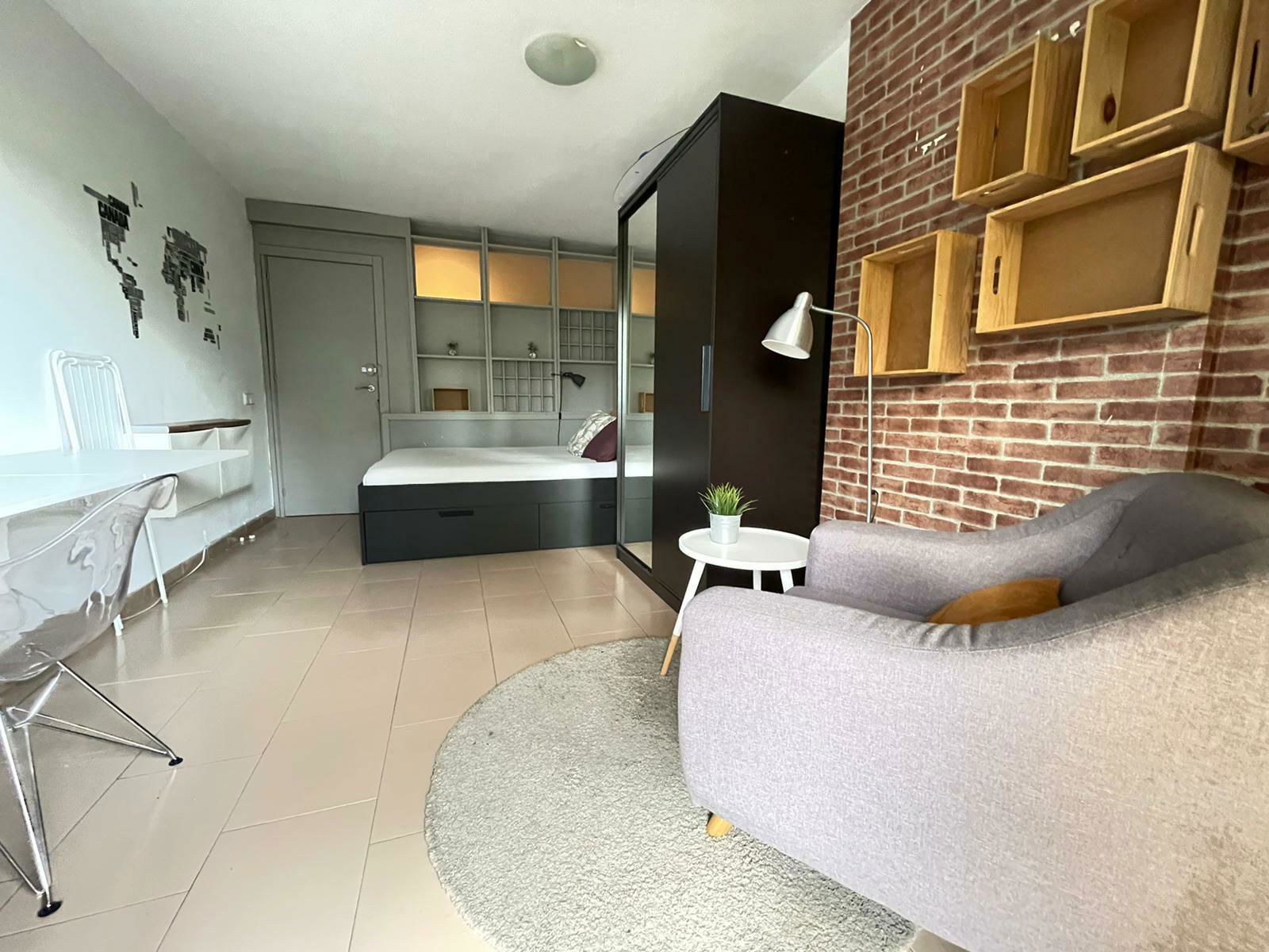 Homestay Barcelona 200297