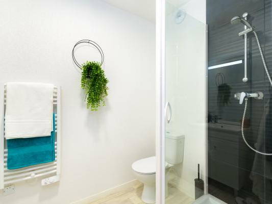 Entire Home Toulouse 256982-3