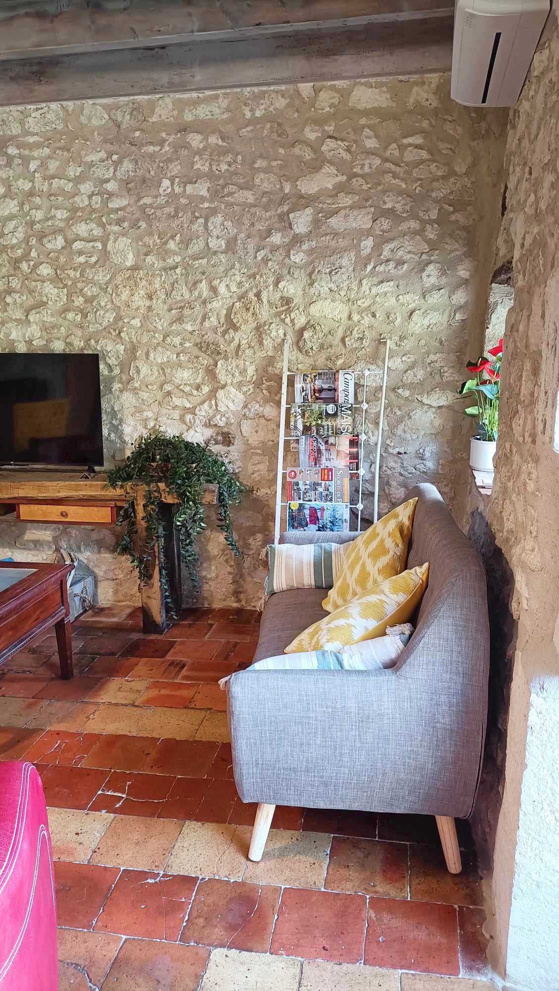 Entire Home La Sauvetat-du-Dropt 197271