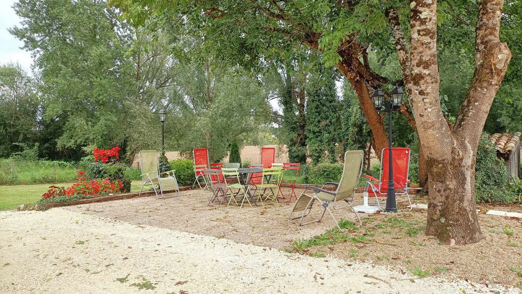 Entire Home La Sauvetat-du-Dropt 197271