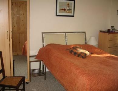 Homestay ME5 0TF 204028