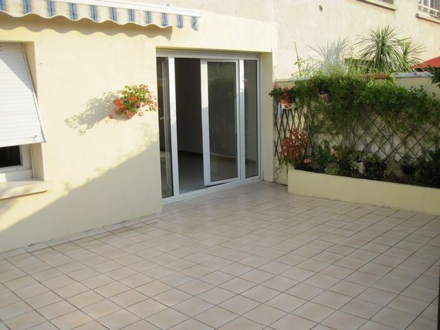 Colocation Saint Max 8129