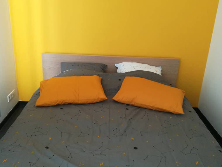 Homestay Court-St.-Étienne 229705