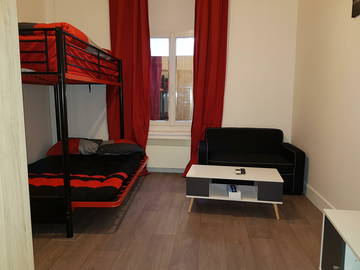 Roomlala | Nice studio near Paris