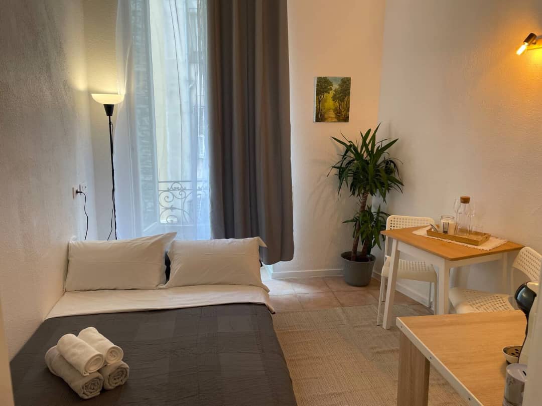 Unabhängiges Studio Nice 583007